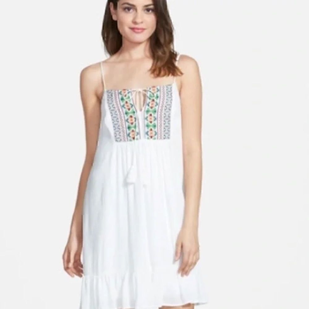 Way-In Dress Womens size Large embroidered Sleeveless  Boho tassels white New‎